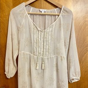 Charming Charlie Women’s Blouse Ivory/Gold Size L
